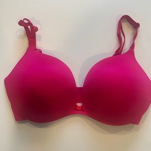 Victoria's Secret Plunge Padded Bra Size 34DD